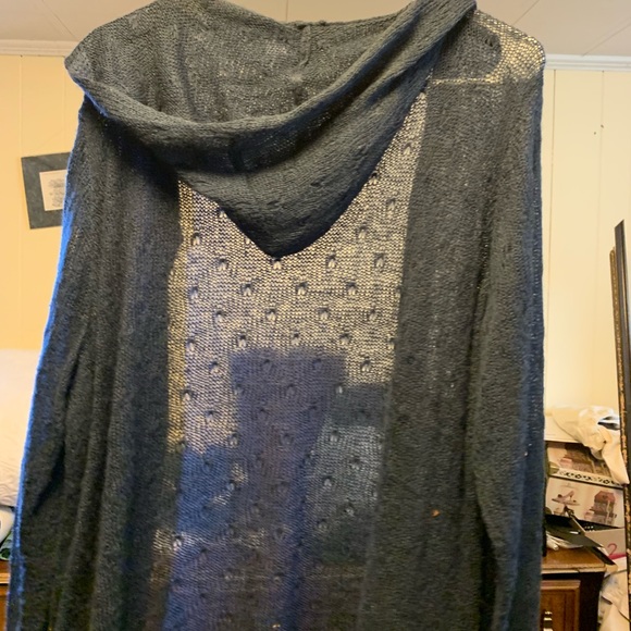 Light weight cardigan - Picture 2 of 3